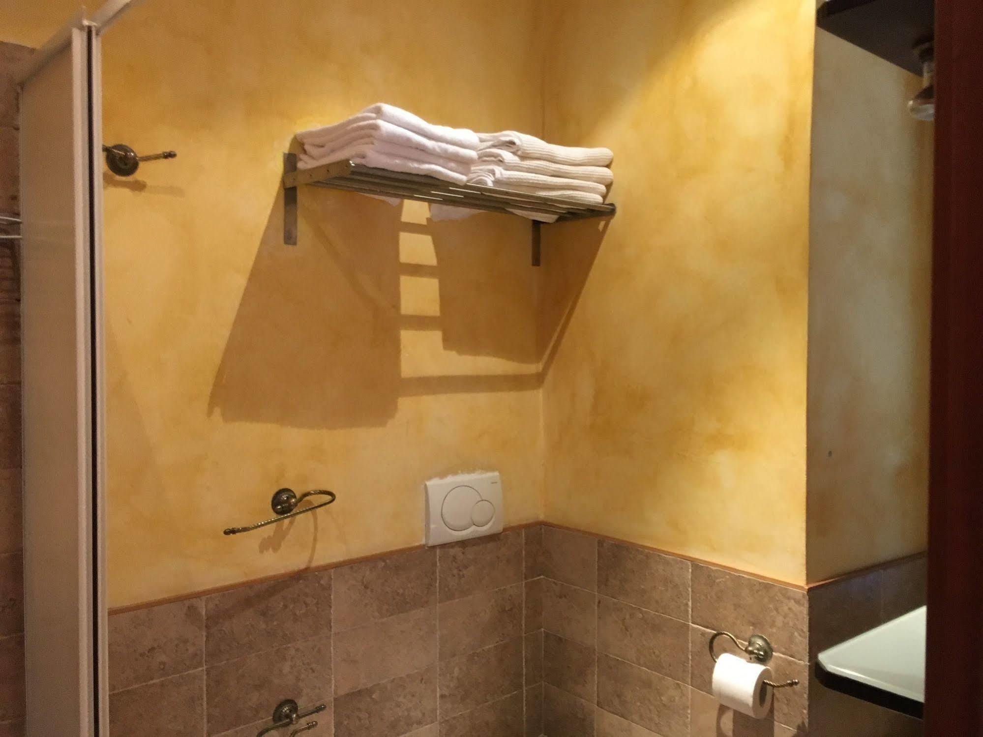 Momi Bed And Breakfast Roma Dış mekan fotoğraf