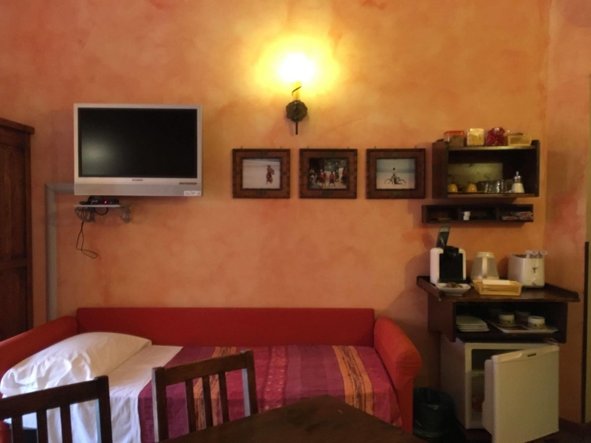 Momi Bed And Breakfast Roma Dış mekan fotoğraf
