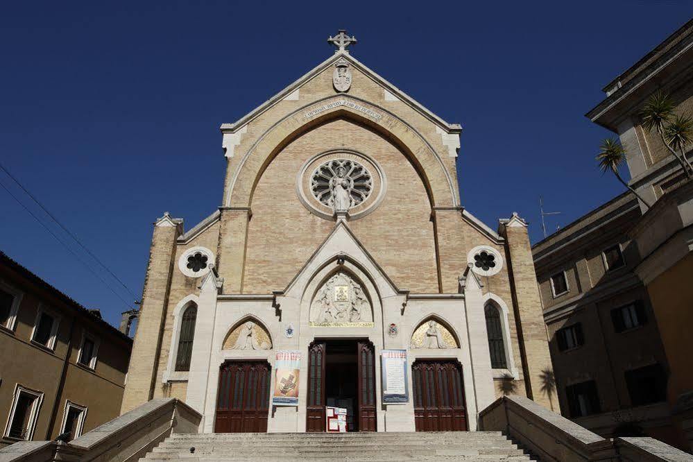 Momi Bed And Breakfast Roma Dış mekan fotoğraf